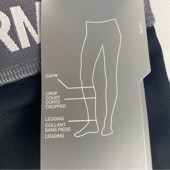 NWT Under Armour Girl's Heat Gear Capri Leggings - Size YXS (7) - Picture 8 of 9